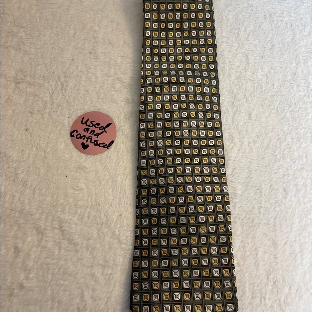 Elegant Geometric Tie - Gold, Silver, Black - Picture 3 of 8